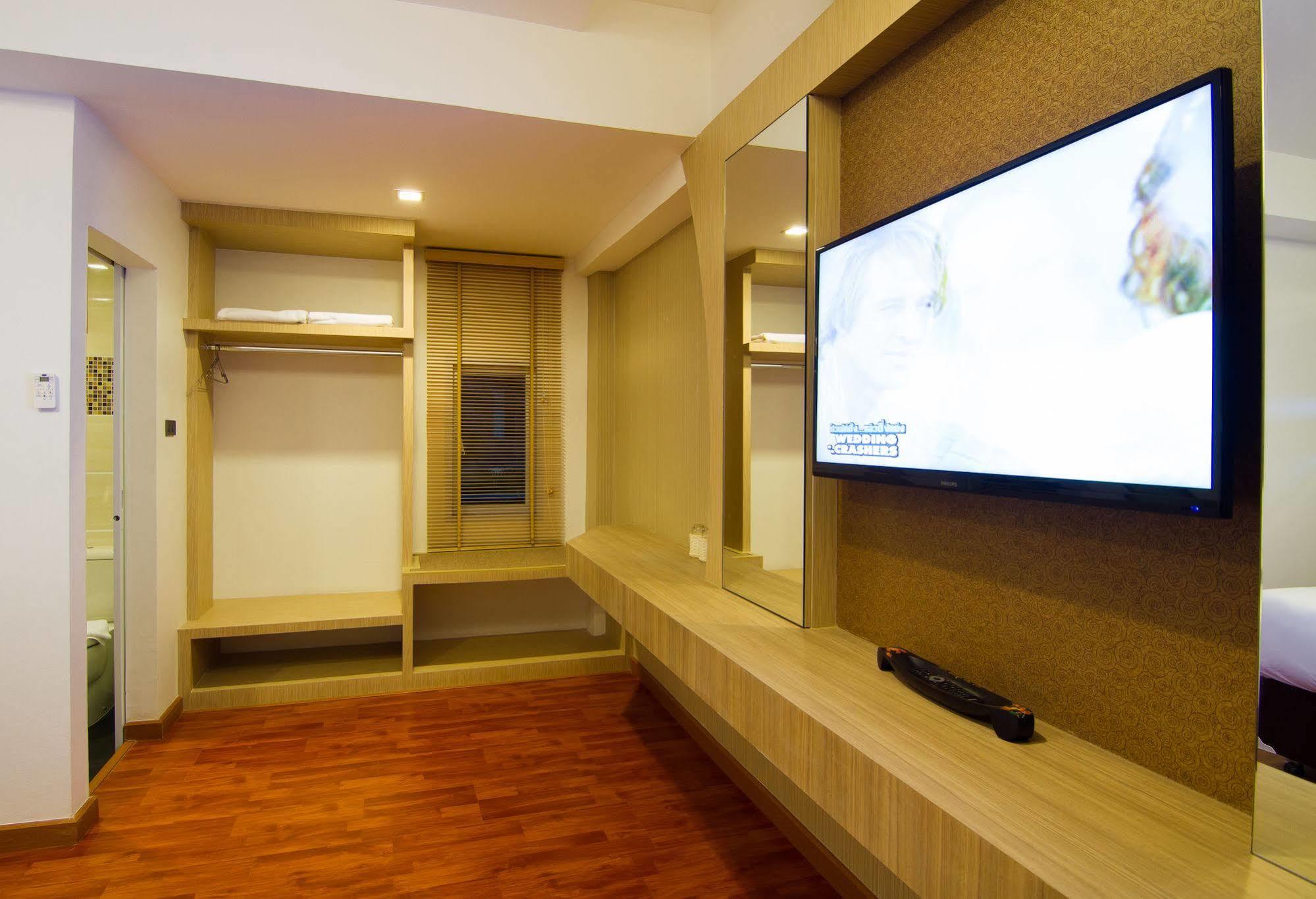 Delio Boutique Hotel Удон Тани Екстериор снимка
